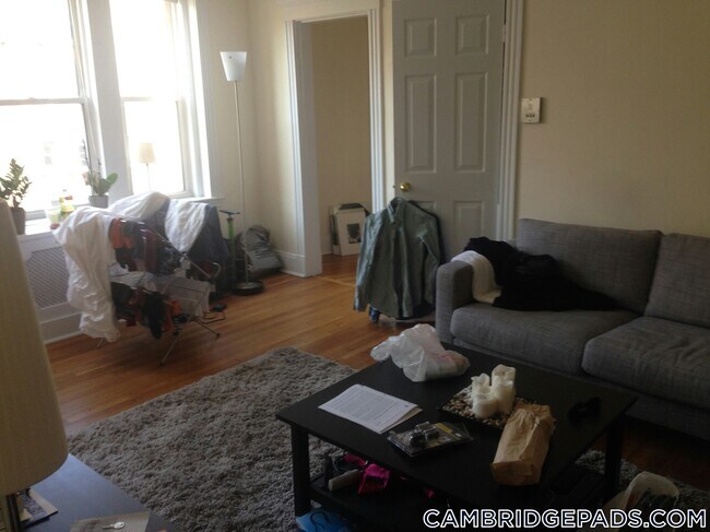 1 Langdon St in Cambridge, MA - Foto de edificio - Building Photo