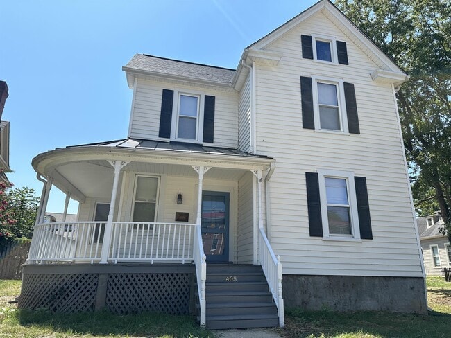 property at 405 W Main St