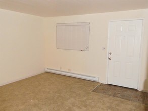 19002 108th Ave SE-Unit -2 in Renton, WA - Building Photo - Building Photo