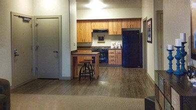 1st Street Apartments in Vancouver, WA - Foto de edificio - Building Photo