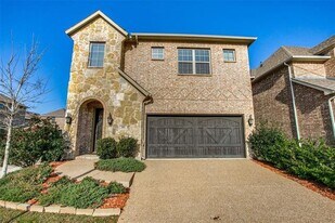 3901 Bentley Dr in Bedford, TX - Building Photo