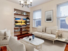 126 Day St, Unit 2 in Boston, MA - Building Photo - Building Photo