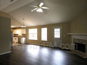 221 Taylor Cir in Grovetown, GA - Building Photo - Building Photo