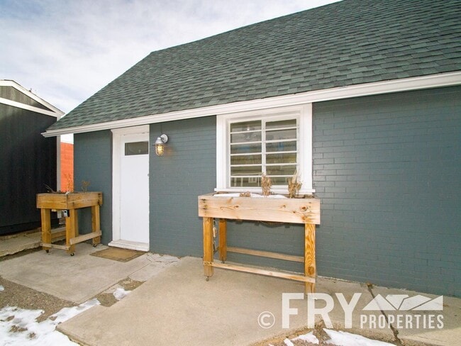 property at 3224 Perry St