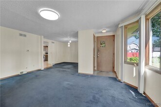 1 Emsworth Ave in Buffalo, NY - Building Photo - Building Photo
