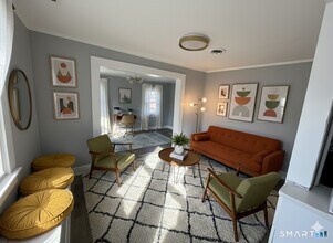 121 Hawley Ave in Milford, CT - Building Photo - Building Photo