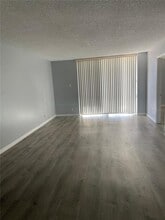6051 Sun Blvd in St. Petersburg, FL - Building Photo - Building Photo