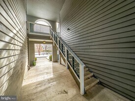 11741 Summerchase Cir in Reston, VA - Building Photo