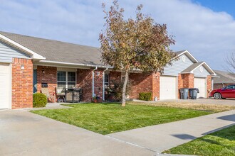 Cherokee Meadows in Tulsa, OK - Building Photo - Building Photo