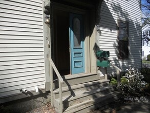 73 Second St, Unit Unit 1 in Hallowell, ME - Building Photo - Building Photo