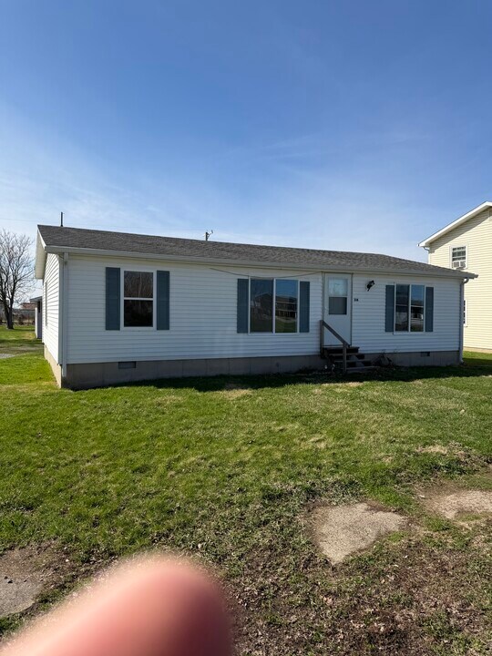 314 S Logan St in Mellott, IN - Building Photo