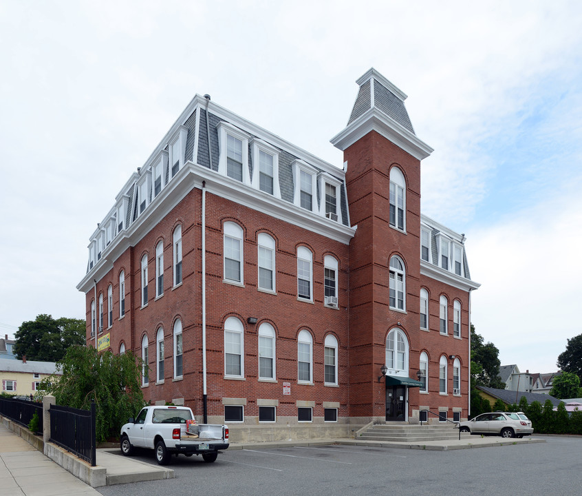 Acushnet Commons in New Bedford, MA - Building Photo