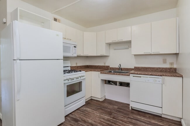 Miramonte Apartments