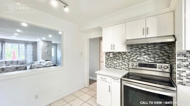 82A Corby Cres in Brampton, ON - Building Photo - Building Photo