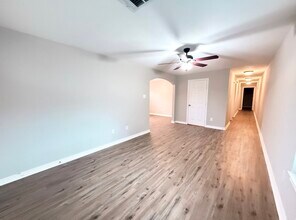 808 E 32nd St in Houston, TX - Building Photo - Building Photo