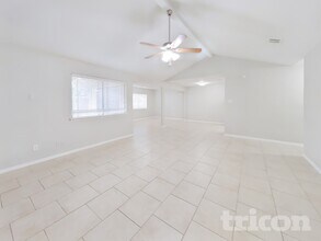 5515 Fallengate Dr in Spring, TX - Building Photo - Building Photo