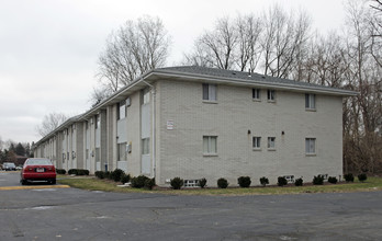 Jackman Place Apartments in Toledo, OH - Building Photo - Building Photo