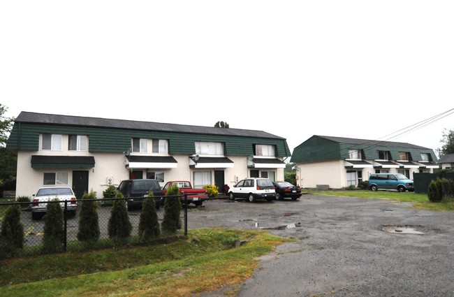 17809-17833 101st Pl in Vashon, WA - Foto de edificio - Building Photo