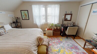 22 Murdock St, Unit 2 in Somerville, MA - Foto de edificio - Building Photo