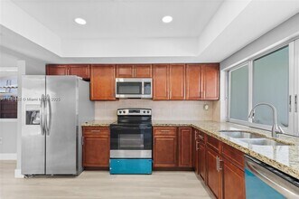 7773 Coral Blvd in Miramar, FL - Building Photo - Building Photo