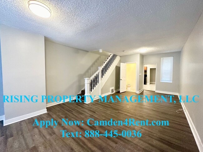 property at 915 S 8th St