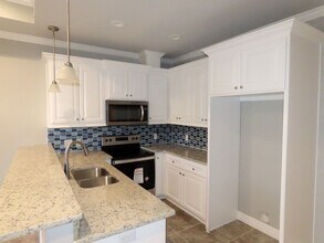 1125 Woodley St in Tyler, TX - Building Photo - Building Photo