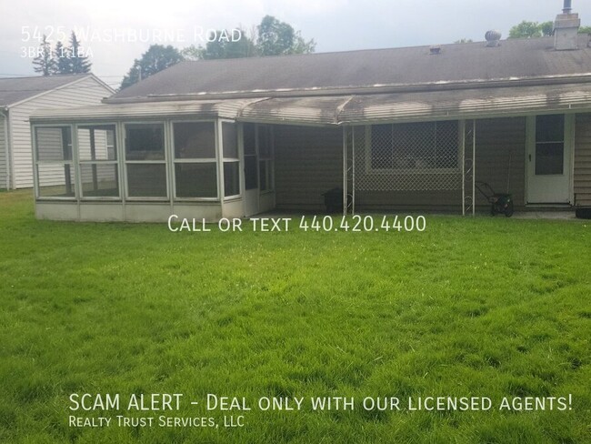 property at 5425 Washburne Rd