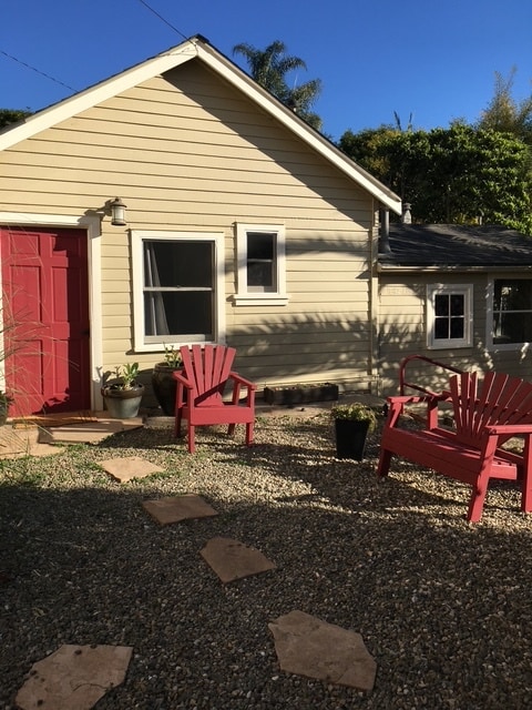 property at 3866 Center Ave