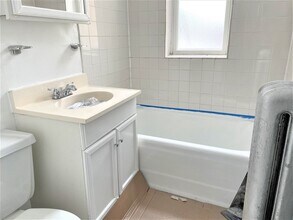 4409 N Kenneth Ave in Chicago, IL - Building Photo - Building Photo