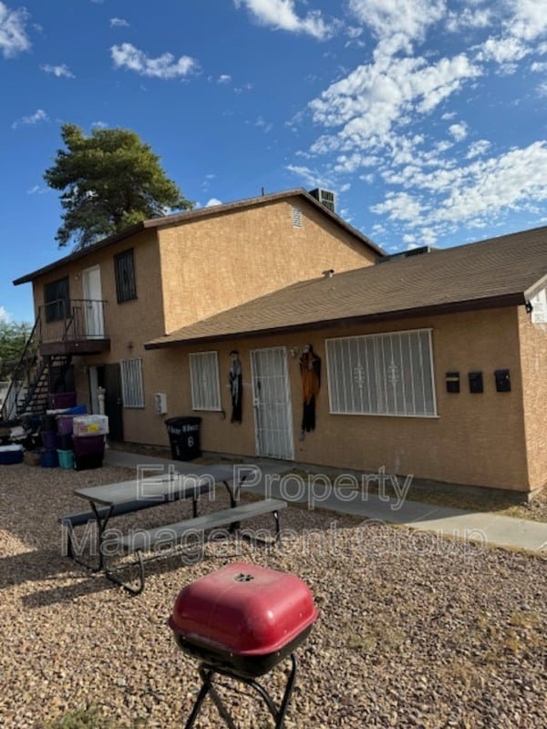 property at 8 Britz Cir