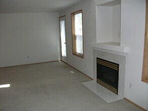 16403 NE 9th Way in Vancouver, WA - Building Photo - Building Photo