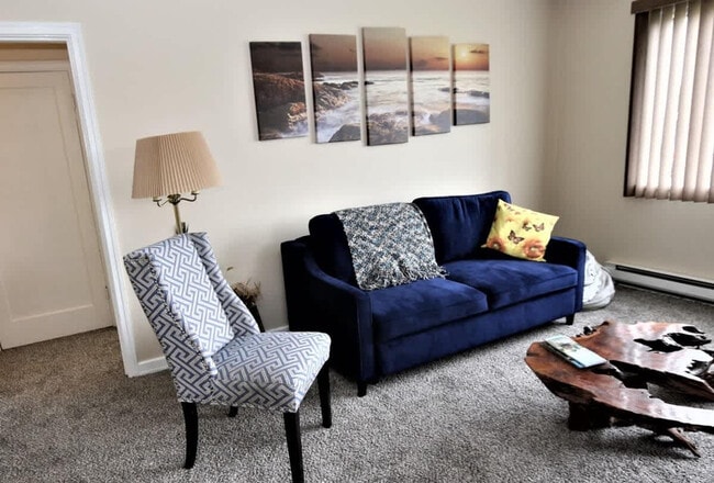 property at 2404 S Eunice St