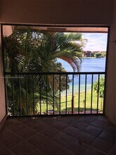 596 NE 199th Terrace in Miami, FL - Building Photo - Building Photo