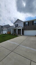 175 Ardmore Crossing Dr in Shelbyville, KY - Building Photo - Building Photo