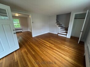 161 Hunnewell St in Needham, MA - Building Photo - Building Photo