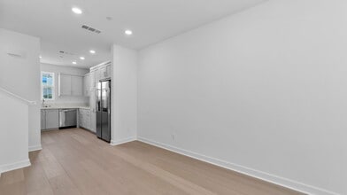 1208 Mountain Laurel Rd in San Marcos, CA - Foto de edificio - Building Photo