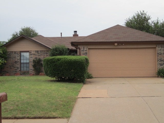 2701 Pennington Ave in Edmond, OK - Building Photo