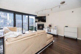 1309 N Wells St in Chicago, IL - Building Photo - Building Photo