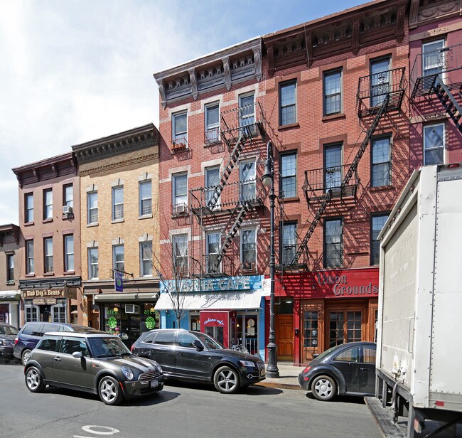 272 Smith St in Brooklyn, NY - Building Photo - Building Photo