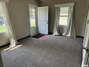 3638 Johnson Ave in Davenport, IA - Building Photo - Building Photo