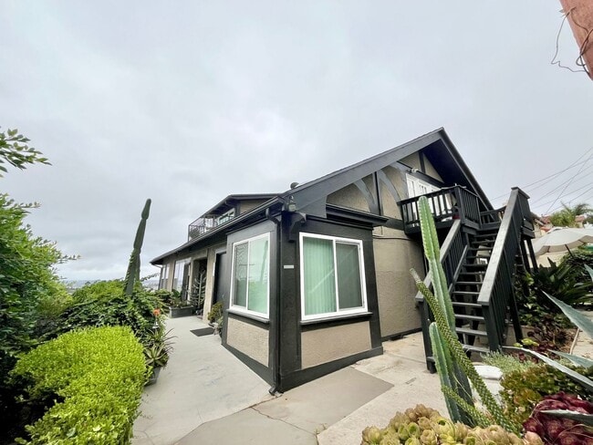 3310 Columbia St in San Diego, CA - Building Photo - Building Photo