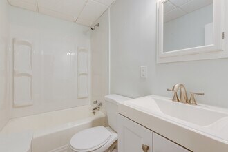 525 Washington Ave in Bridgeville, PA - Building Photo - Building Photo