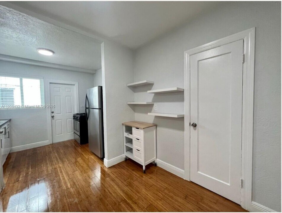 7315 Carlyle Ave in Miami Beach, FL - Building Photo