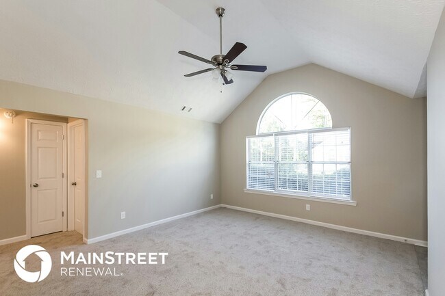 1136 Oakwood Manor Ct in Decatur, GA - Building Photo - Building Photo