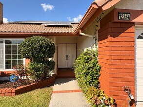12354 Huckleberry Ct in Rancho Cucamonga, CA - Building Photo - Building Photo