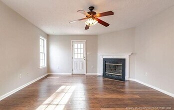 1045 Alexwood Dr in Hope Mills, NC - Building Photo - Building Photo