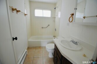 203 Main St in West Haven, CT - Building Photo - Building Photo