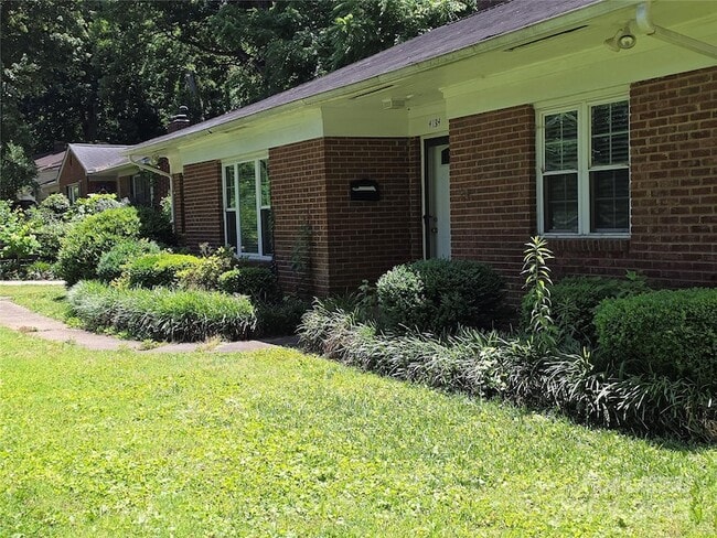 4134 Sheridan Dr, Unit 08-309 in Charlotte, NC - Building Photo - Building Photo