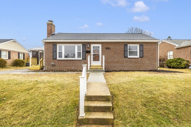 406 E 9th St in Frederick, MD - Building Photo - Building Photo