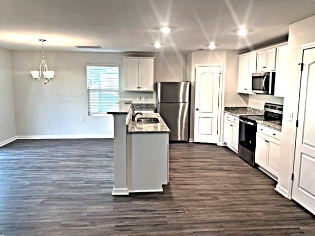 7125 Spaniel Ct in Wilmington, NC - Building Photo - Building Photo